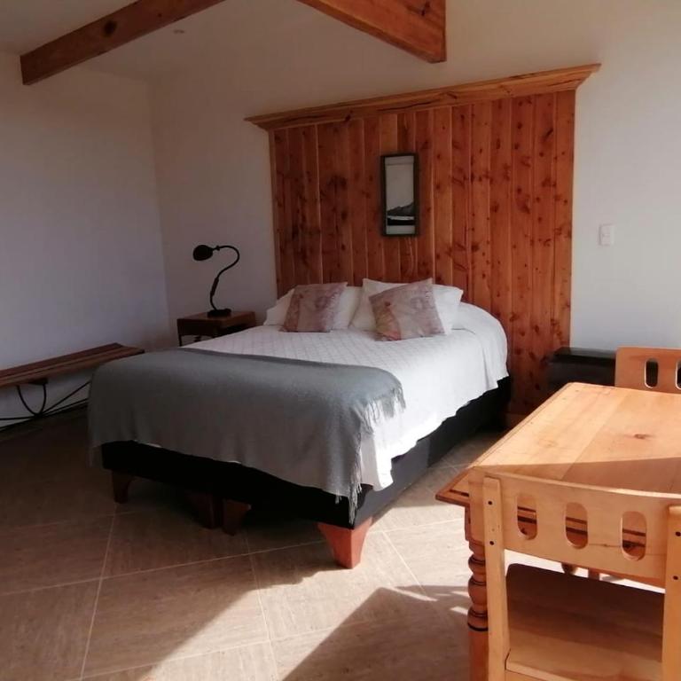 Hostería de la Patagonia - Triple Room - Disability Access - 3