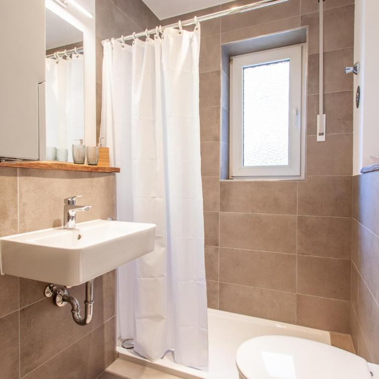 Moderne 90 qm Stadtwohnung neu und zentral gelegen - Apartment mit 2 Schlafzimmern - 5
