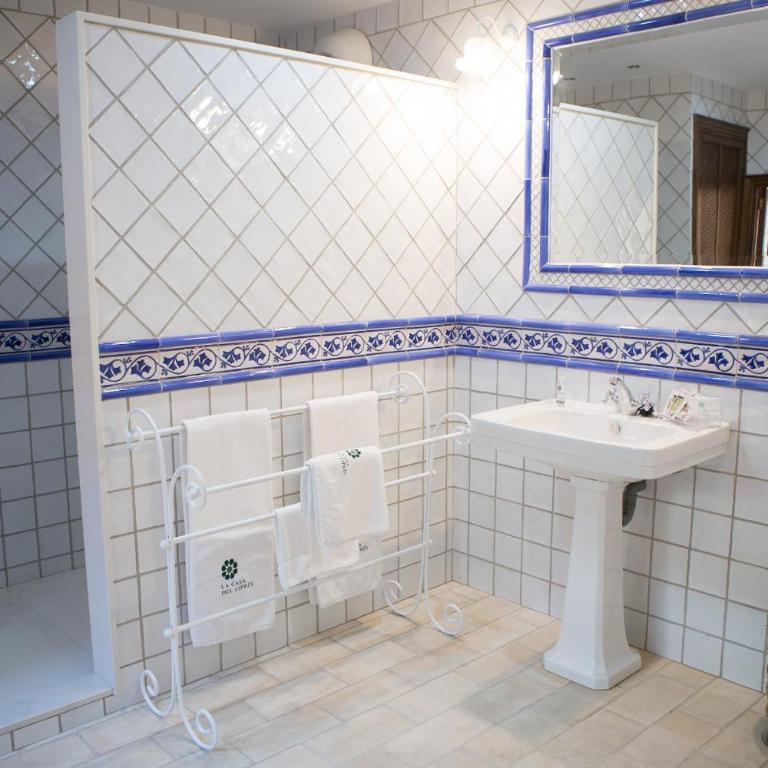 La casa del Cipres una casa con historia - Villa - 47
