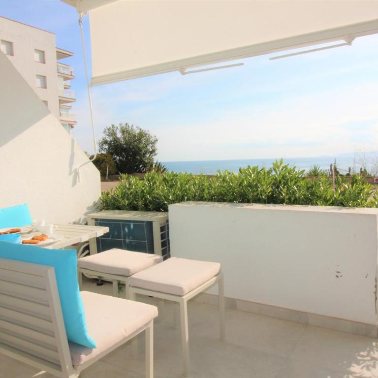 Global Immo 1037 MEDA CHICA BX - One-Bedroom Apartment - 1