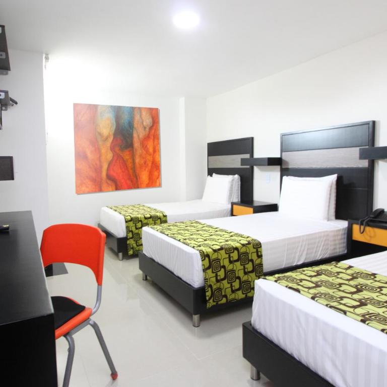 Hotel Genova Prado - Triple Room - 1