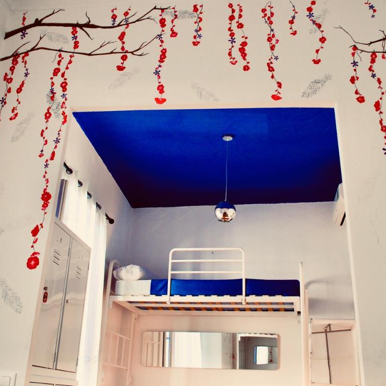 Backpacker Al-Katre - Cama individual en un dormitorio compartido femenino de 4 camas - 4