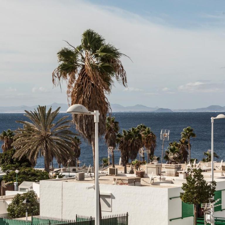Apartamentos los volcanes luxury views - One-Bedroom Apartment with Terrace - 18