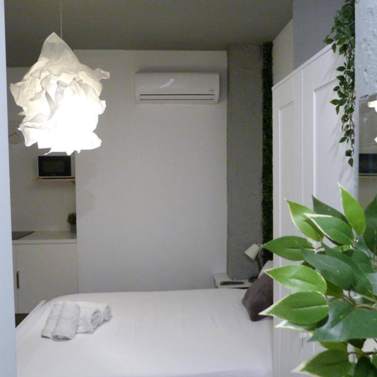 Intimo y Acogedor "algunos" con Bañera Hidromasaje - Studio with Spa Bath - 16