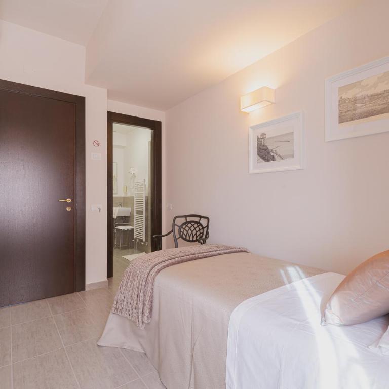 La Maison Di Carla - Camera Singola con Bagno Privato - 2