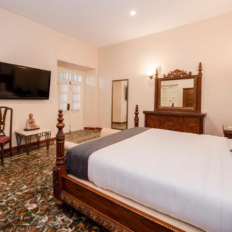 Hotel Senorial - Deluxe with Jacuzzi - 3