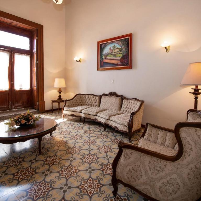 Hotel Senorial - Deluxe King Suite - 5