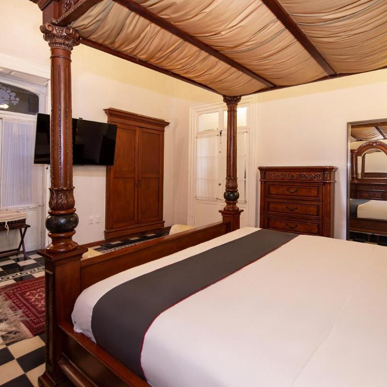 Hotel Senorial - Deluxe King Suite - 6