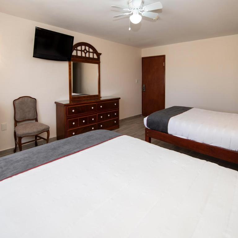 Hotel Senorial - Double Room with Two Double Beds - 5