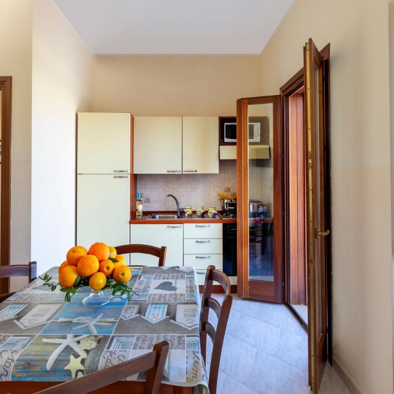 Residence Smeraldo - Appartamento con 2 Camere da Letto (6 Adulti) - 2