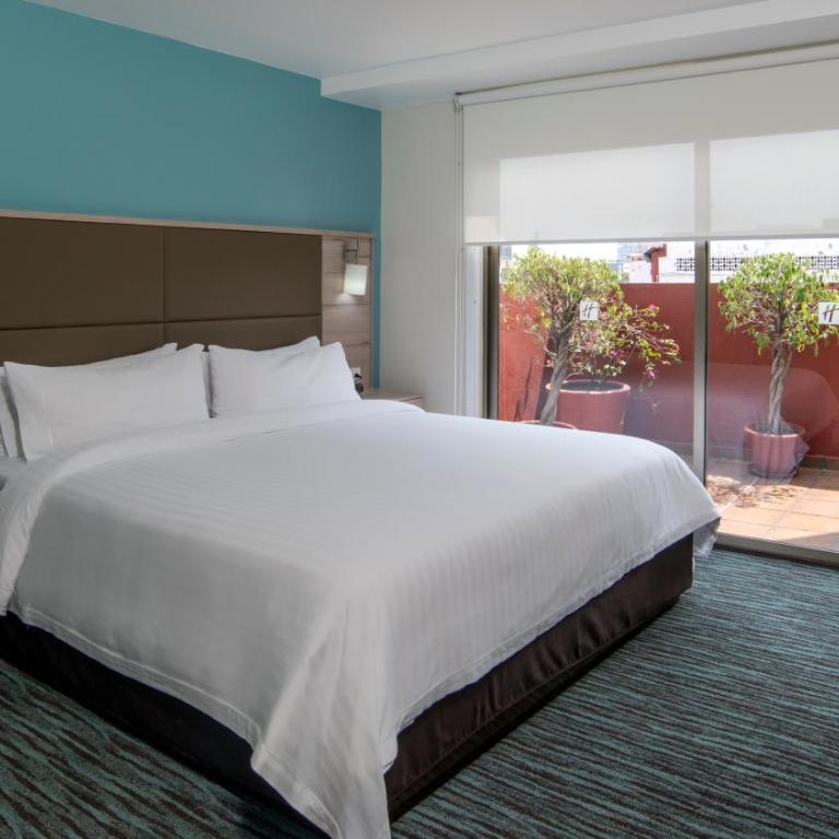 Holiday Inn & Suites Mexico Zona Reforma by IHG - Two-Bedroom Suite - 4
