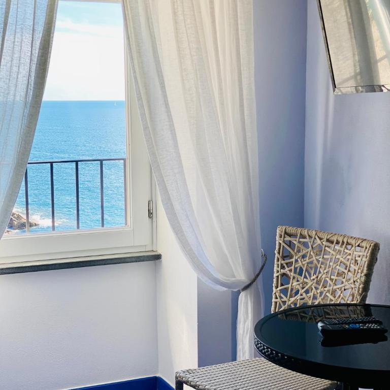 La Polena Camere Vernazza - Suite vista mare - Suite with Sea View - 21