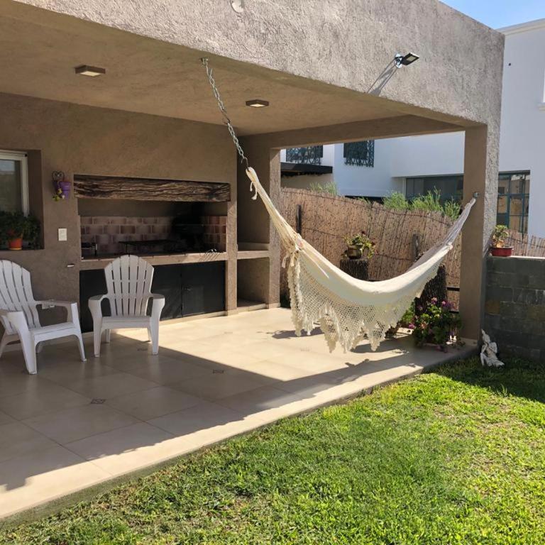 Casa en Barrio Cerrado - Three-Bedroom House - 3