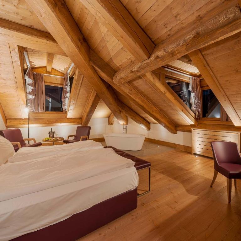 Royal Hotel Cortina - Suite Romantica - 4
