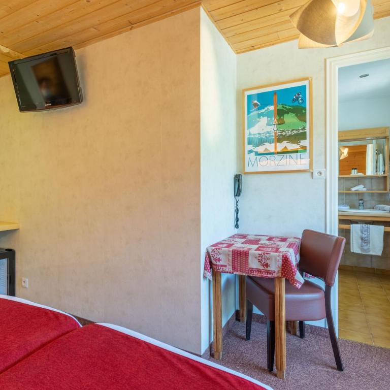 Hôtel Les Côtes, Résidence Loisirs et Chalets - Chambre Double Standard - 4