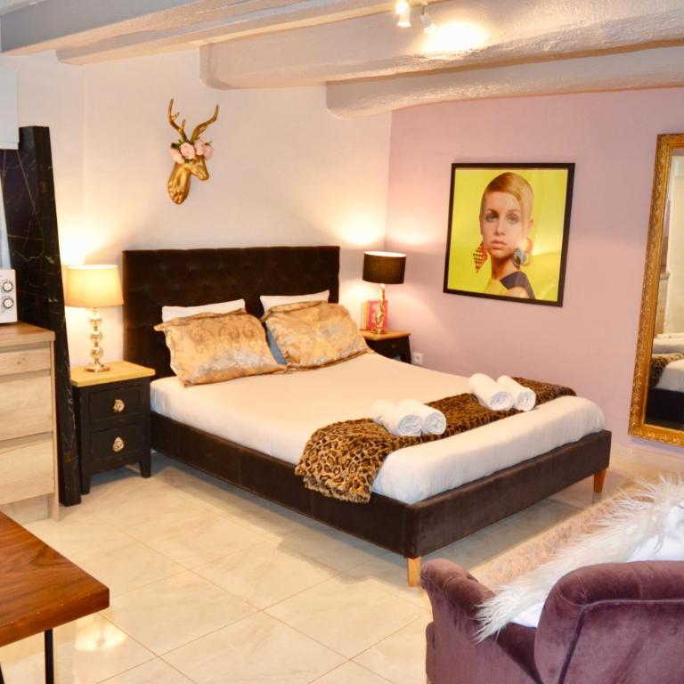 Artistic Antibes Apartment - Appartement 1 Chambre - 30