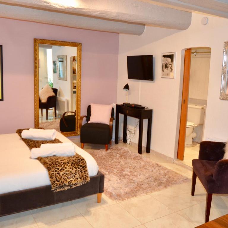 Artistic Antibes Apartment - Appartement 1 Chambre - 50