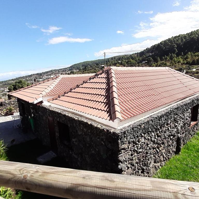 Casas Rurales Los Guinderos - Casa - 2