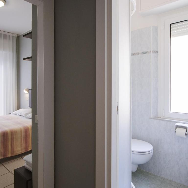 Hotel Milena - Camera Familiare (2 Adulti + 2 Bambini) - 6