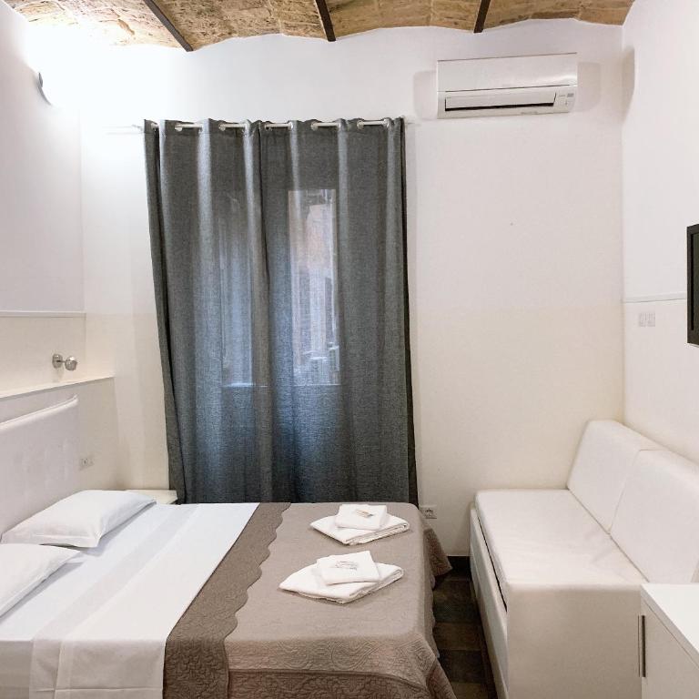 Golden Nice - Deluxe Double Room - 7