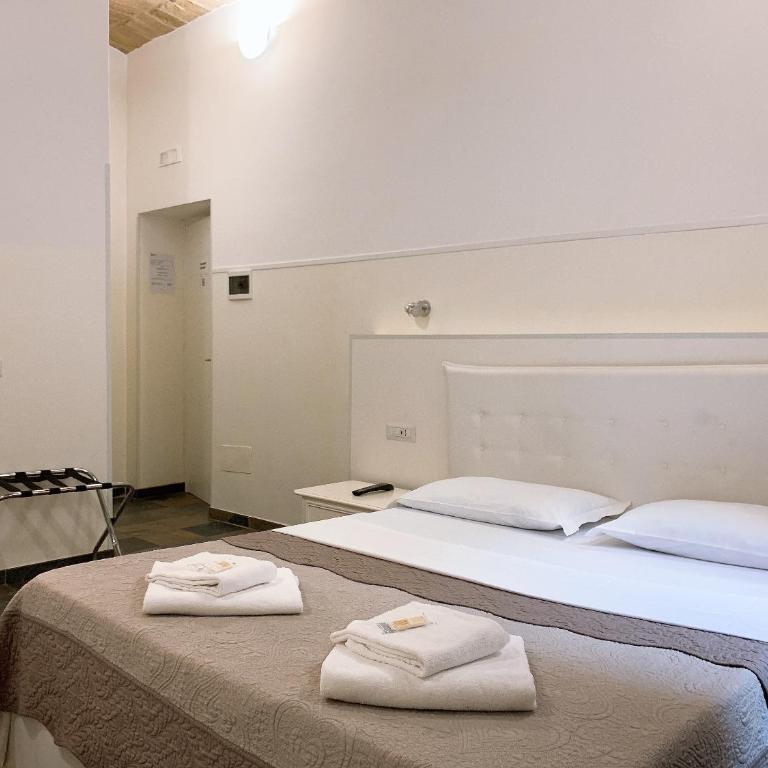 Golden Nice - Deluxe Double Room - 6