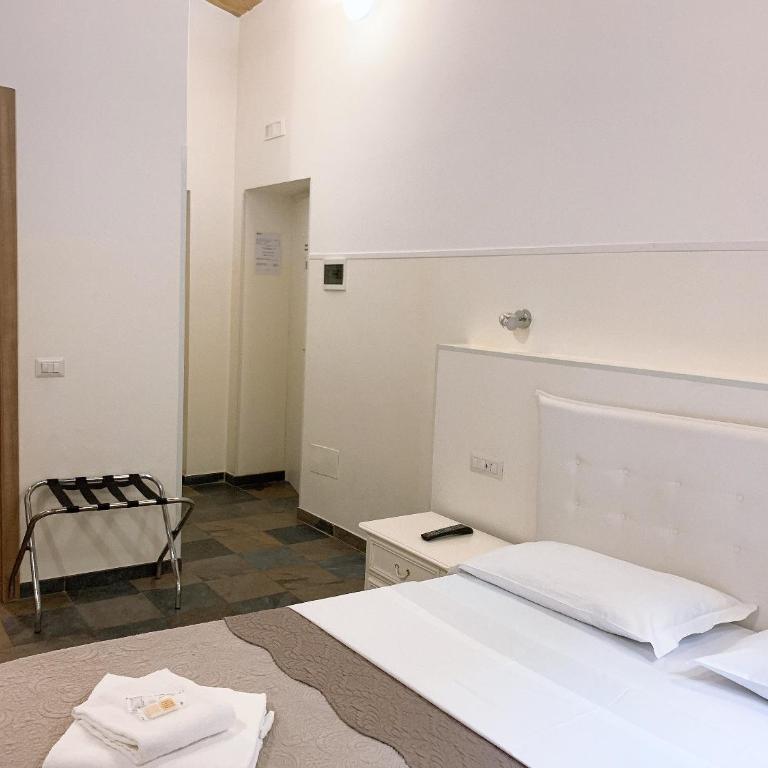 Golden Nice - Deluxe Double Room - 3
