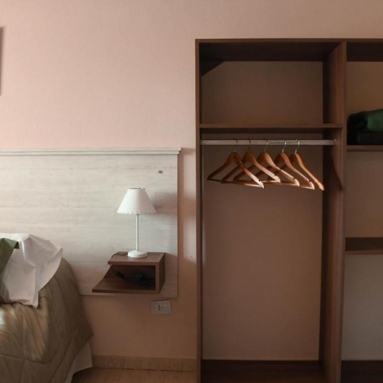 La Catalina Traslasierra - Estudio con vistas al jardín - 11