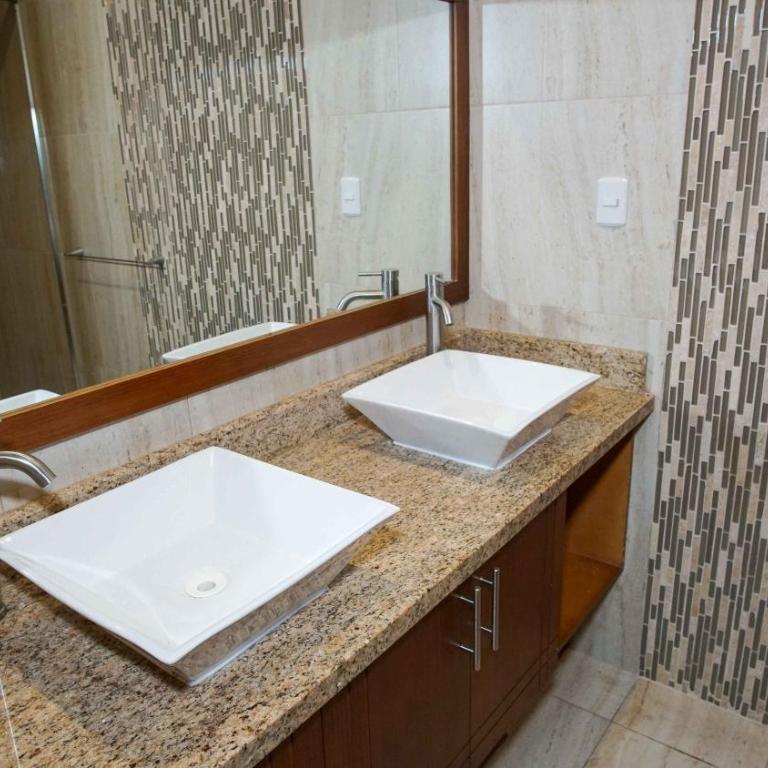 Hosteria Santa Ana - Standard Triple Room - 2