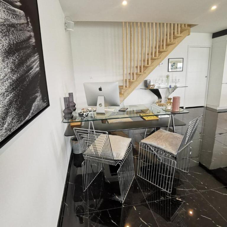 Villa l'hermine Vue mer exceptionnelle, prestation luxe contemporaine avec cinema et spa, borne voit électrique - Villa - 17