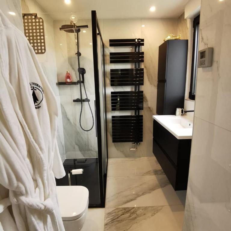 Villa l'hermine Vue mer exceptionnelle, prestation luxe contemporaine avec cinema et spa, borne voit électrique - Villa - 38