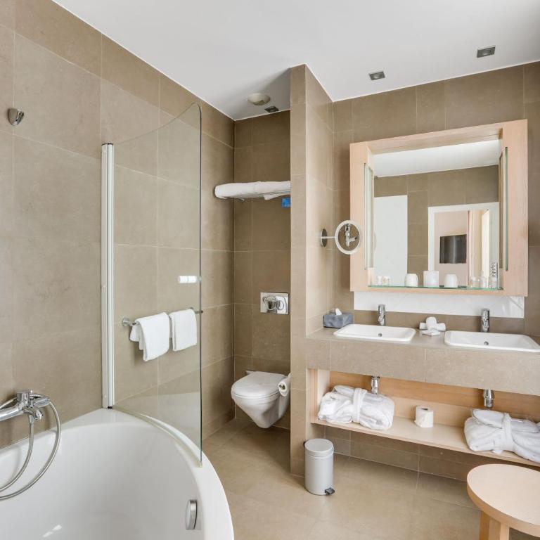 Hotel Duret Paris Champs Elysées - Chambre Familiale - 7