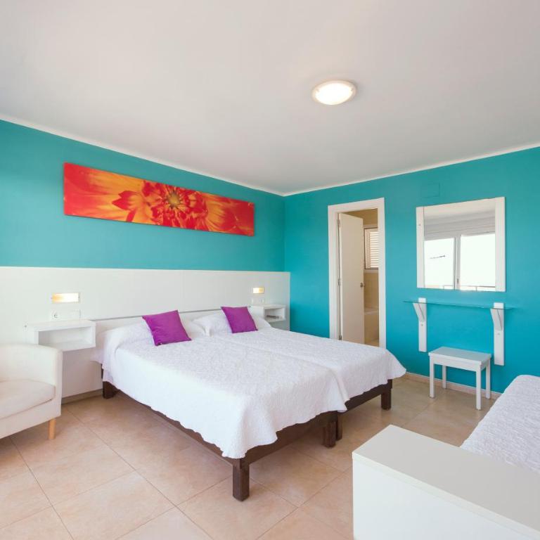 Hostal Costa Blanca - Habitación Triple - 2