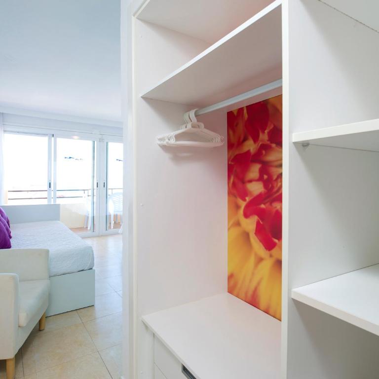 Hostal Costa Blanca - Habitación Triple - 7