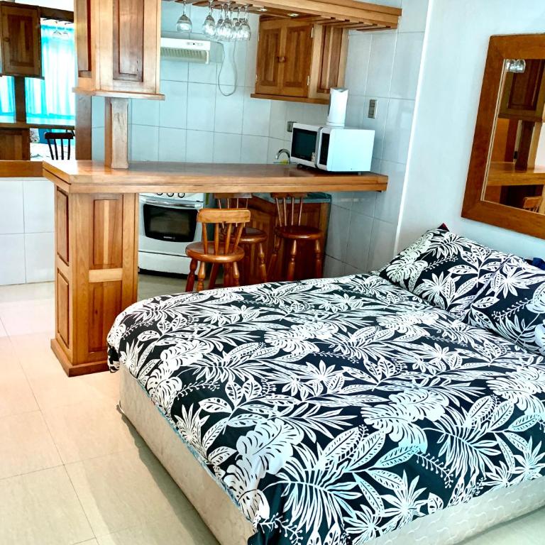 Hostal Maitencillo Norte - King Studio with Sofa Bed - 2
