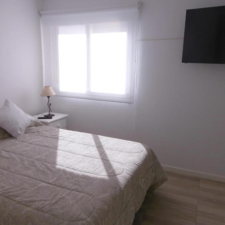 DEPTOS VIP en EDIFICIO FRENTE AL MAR-ZONA CONSTITUCION - Apartamento con vistas al mar - 8