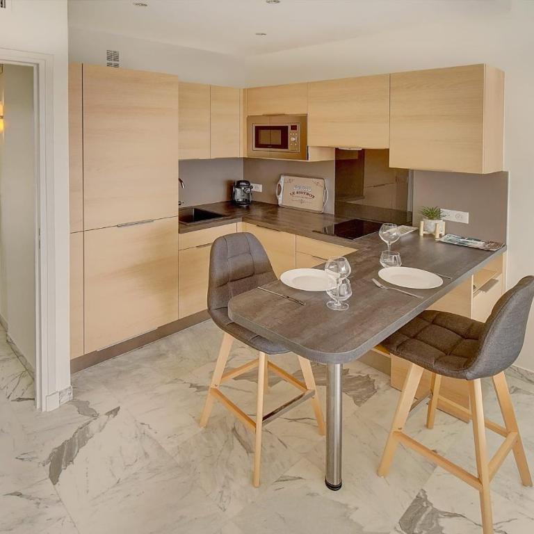 UPSTAYS Sea View Terrace 20m2 Studio - Studio - 8
