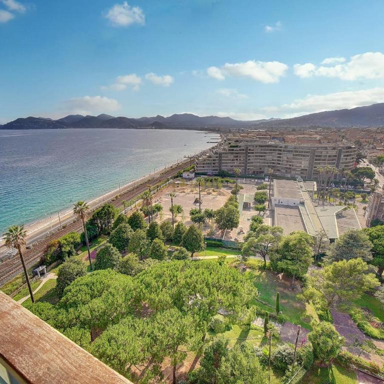 UPSTAYS Sea View Terrace 20m2 Studio - Studio - 15