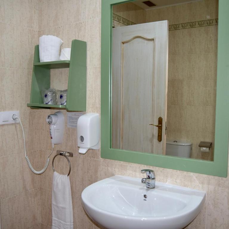 Puerta de Algadir - Habitación Triple - 2