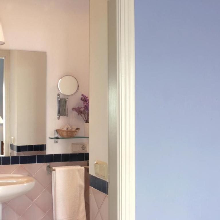Carmen de la Alcubilla del Caracol - Double Room with Terrace or Balcony - 13