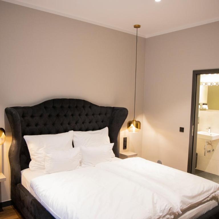 Munich Rooms Hotel - Zimmer mit Queensize-Bett - 19
