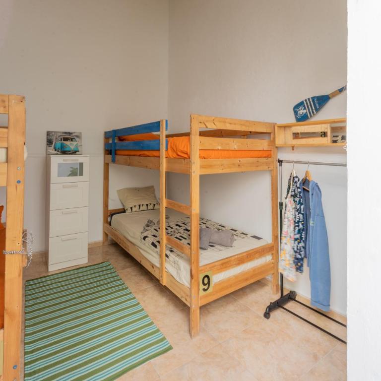 La Casita de Arrecife - Cama en habitación compartida con 4 camas - 5
