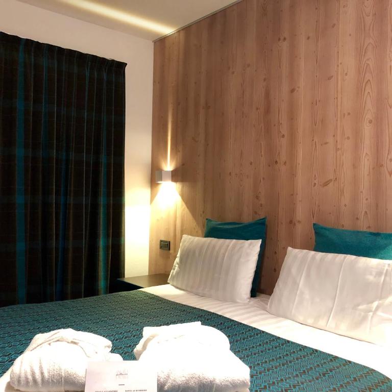 Hotel Isolabella Wellness - Habitación Confort - 3