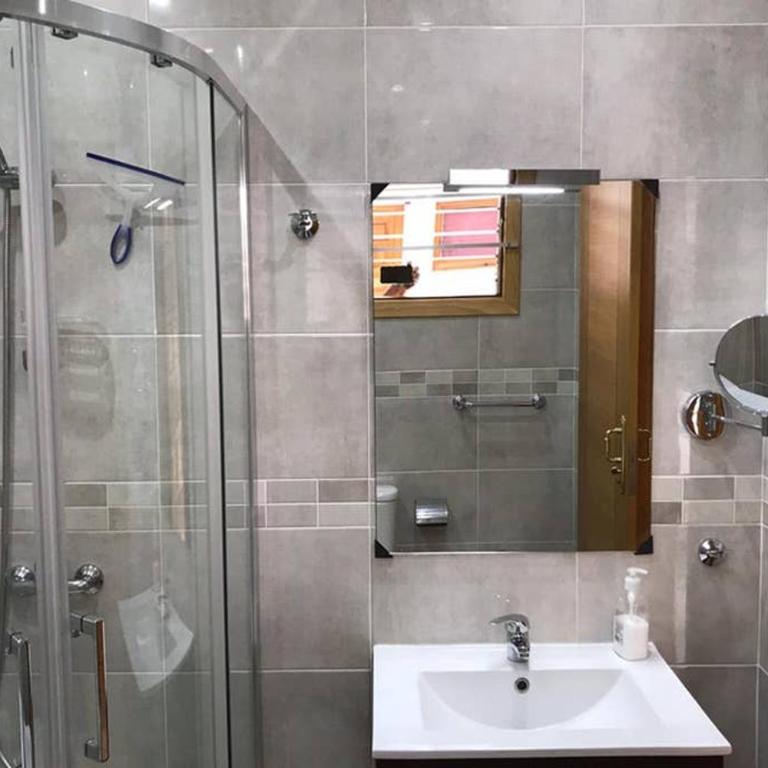 Toplage. Blick. Sauber. Günstig. Pool. Gepflegt - Apartamento de 1 dormitorio - 8