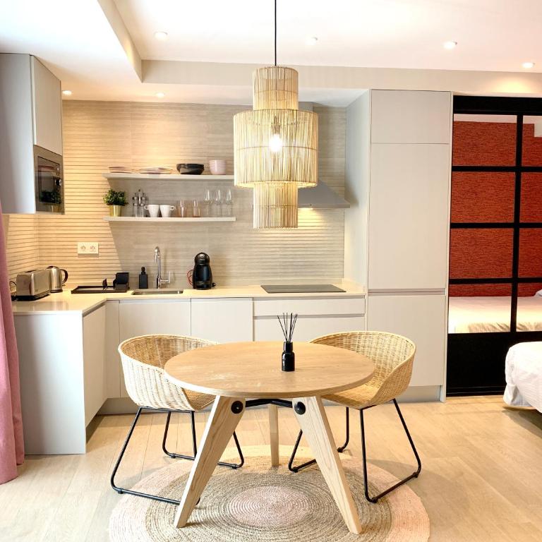 Sea to Sky Suites - Mijas Pueblo - Estudio Deluxe con cama grande - 23