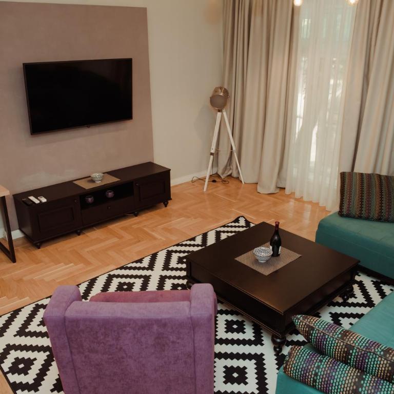 Opera 1 - One-Bedroom Apartment - 18