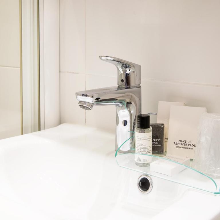 Hotel De L'Horloge - Studio Simple Standard - 4