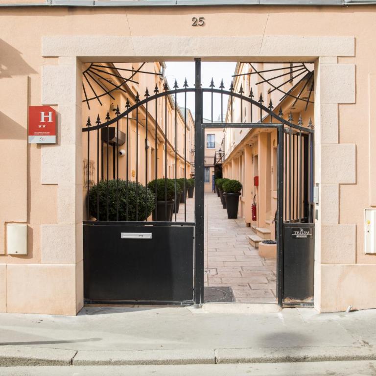 Hotel De L'Horloge - Studio Lits Jumeaux Supérieur - 1