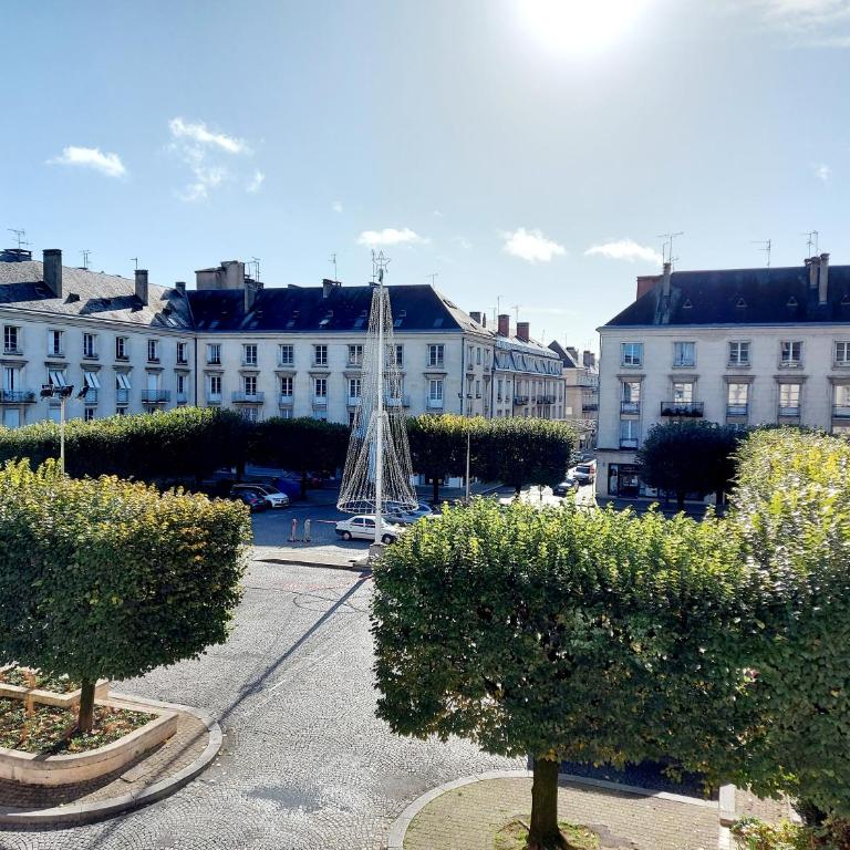Hotel Mondial - Chambre Lit King-Size avec Balcon - 9