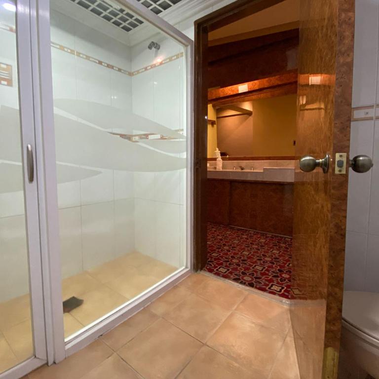 Hotel Escala Central del Norte - Standard Queen Room - 8