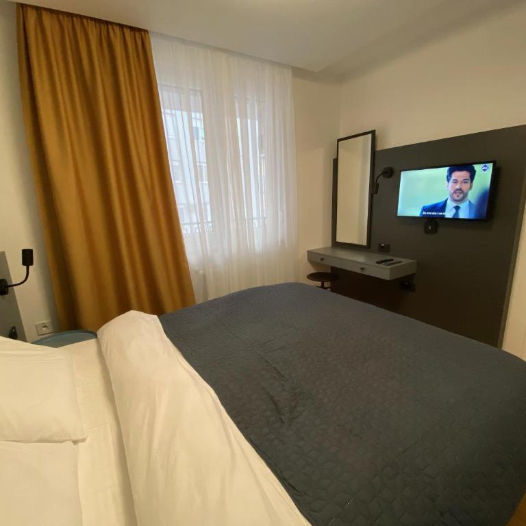 Stone Lux Apartman - One-Bedroom Apartment - 22